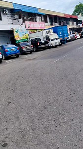 Sunyi betul... | Labu Labi