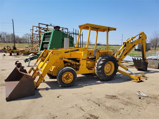 Ford KD311F 2WD Loader Backhoe | Construction