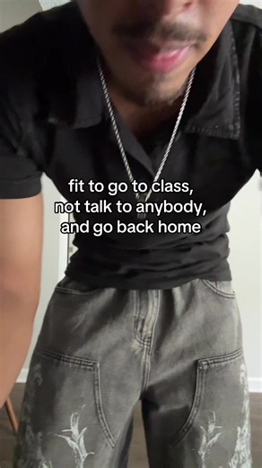 College Life at UNCW: Fit to Go to Class, Not Talk to Anybody