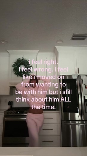 #stupidsong #oliviarodrigo #youseemprettysadforagirlsoinlove #breakup #crashout