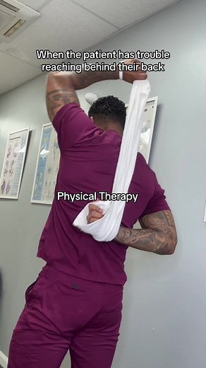 Nothing like the “drying off” your back stretch to help with your shoulder range of motion. Taking off your bra or scratching your back will begin to get easier 😂 #fypシ #stretchpad #physicaltherapy #physiotherapy