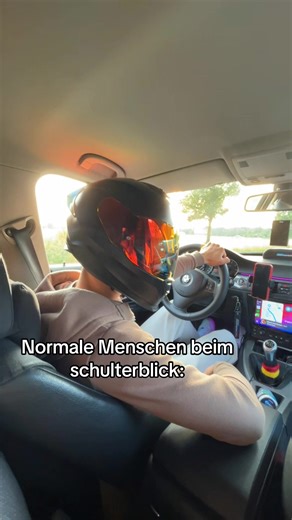 Fahrschüler und der Schulterblick: Lustige Einblicke