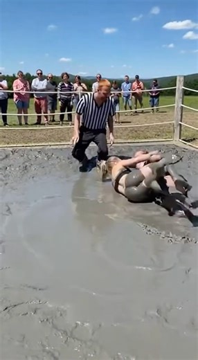girls fight in mud part 36 #wwe #wwewomens #mma