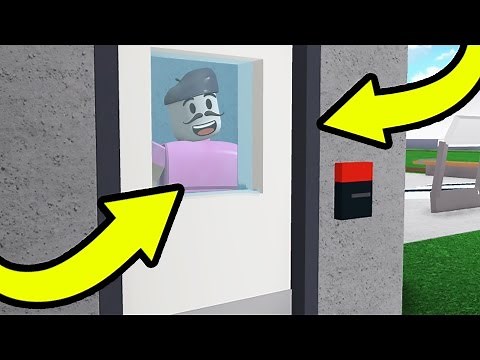 HOW TO GLITCH THROUGH SECURITY DOORS IN ROBLOX PRISON LIFE!!