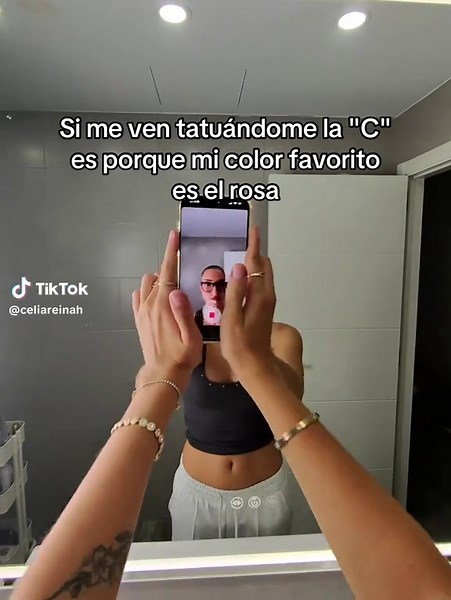 Los reales saben por qué es | tattoo