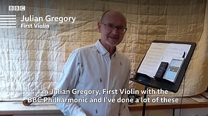 "Here's how we put together an orchestral sound from our kitchens, living rooms, bedrooms, wherever!" 🎬🎻 Behind the scenes with our violinist Julian Gregory, recording his part remotely for Four Notes, Paul's Tune 🎶 | BBC Philharmonic