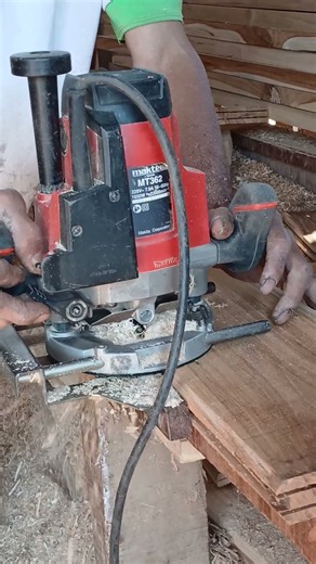 Brilliant ideas for making windows and doors for your home #diy #tools #woodworking