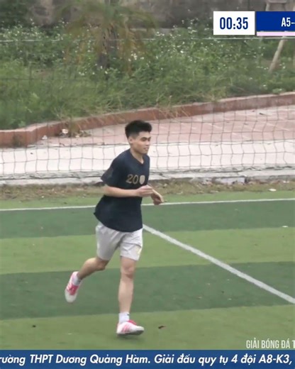 Vấp vào bàn thắng