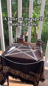 Little tour of my spell table 🔮 | Fabulous Witch