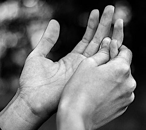 16 Drawing Warmups To Help Artists Draw Better - Includes Cooldowns