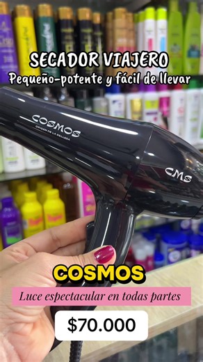 ✨💨 Potencia y estilo en tus manos 💨✨ El secador Cosmos 1200W es ese básico que no puede faltar 💁🏻‍♀️ ✔️ Potencia ideal para un secado rápido ✔️ Diseño moderno y ligero ✔️ Incluye boquilla para un acabado más preciso ✔️ Marca colombiana 🇨🇴 Perfecto para uso diario, dejar tu cabello con movimiento, brillo y sin frizz 💖 Disponible en Pigmento STORE 🛍️ Escríbenos y te asesoramos 🤍 #SecadorProfesional #HerramientasDeBelleza #Pigmen