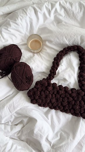 Crochet Bags Tutorial: Make This Rainy-Weather Crochet Bag