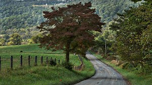 Historic gravel roads in Northern Virginia now eligible for State and National Registers.
