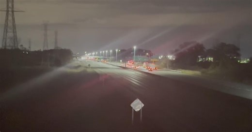 I-75 in Monroe County, Michigan reopens after limousine bus overturns