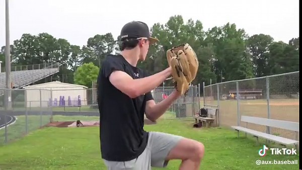 This is what our Team Bullpen session looks like - designated time for all your pitchers to throw a bullpen with hands-on coaching and instant feedback—mechanical cues, intent adjustments, and optional TrackMan data to break down pitch shape, velocity, and movement in real time. We recently ran a Team Bullpen session with the Canes Central 15U Prospects during a scheduled practice, allowing the staff and players to make the most of their time. If you’re looking for structured, high-level mound w