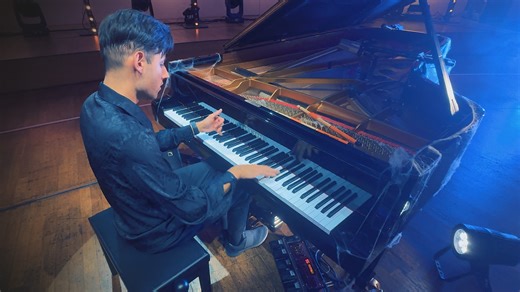 1.1M views · 52K reactions | When Thriller turns into a full piano concerto...  | Peter Bence | Facebook