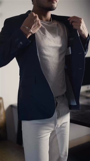 173K views · 104 reactions | When confidence becomes your signature, every detail tells a story, and VENTRO plays the crucial part! Elan combines timeless leather, seamless NFC, instant access, and unmatched protection — making every moment effortlessly bold. Available online at www.ventro.com.bd Also available in-store at Ventro Banani – Bashati Horizon, Level 10-A, Road 17, Banani, Dhaka #Ventro #EverydayCarry #Leather #WalletsBD | Ventro | Facebook