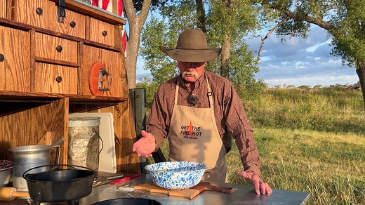 New Video up the Best Cornbread in Cast Iron and it's sure cowboy-approved! Watch now: https://www.youtube.com/watch?v=9M8qfwhFv50&t=11s | Kent Rollins