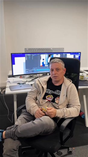 👉 Ako sme pomocou AI vytvorili 3 kampane za zlomok ceny klasickej produkcie (a ešte rýchlejšie)? 🚀 V tejto case study vám náš grafik Peťo odkryje zákulisie AI tvorby, od arogantných kuriérov až po finálnu profi kampaň pre Immergas 🔥, ktorú by tradičná produkcia nacenila 10× vyššie. Ak rozmýšľate, či AI reálne zrýchli váš marketing, ukážeme vám presne, kde vám ušetrí čas ⏳, peniaze 💸 aj nervy 😅 Ozvite sa, pošleme vám ukážky, ktoré hovoria samy za seba🎯 #casestudy #pripadovka #ifocus #ifocus