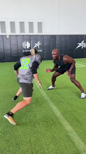 Ty didnt stand a chance 🤣🤣 | demarcus ware