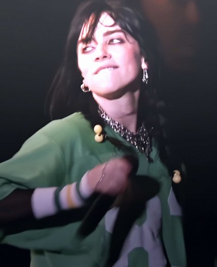 Billie Eilish: Stunning Body Art and Concert Moments