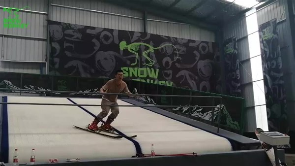 滑雪训练机-室内滑雪机