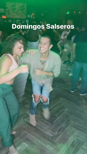 La cita es esta Noche en Ball and Chain Miami para culminar la semana Bailando Salsa! 💃🏻 Los Domingos son para disfrutar y para Bailar 😉 te esperamos esta noche con clase de salsa a las 9pm por el maestro @carlos_saoco entrada GRATIS 🔥 | MIAMI SALSA SCENE