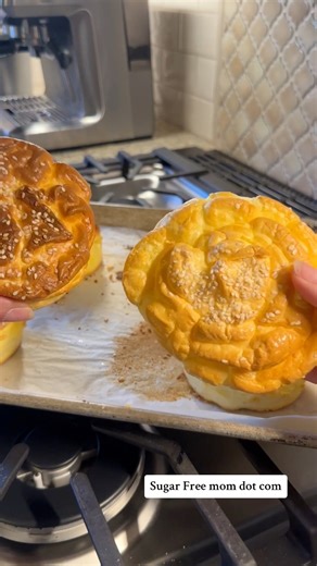 193K views · 1K reactions | You can turn my cottage cheese cloud bread loaf recipe into rolls by placing the batter into a hamburger silicone mold. I filled them to the top and sprinkled sesame seeds on top as well. | SugarFreeMom.com | Facebook
