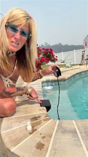 Transform Your Pool with Stunning Solar LED Lights 🌟 #PoolLighting #SolarLED #OutdoorAmbience