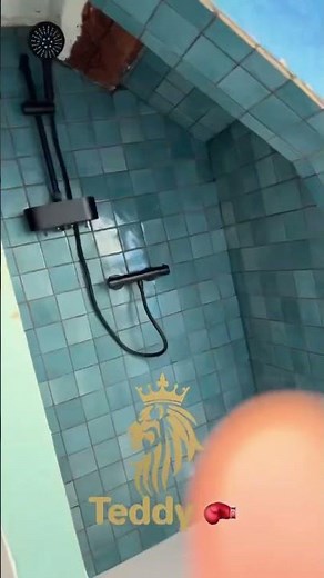 Création complète de deux salles de bain à Viroflay 78220