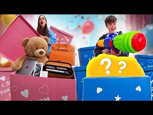 Катя и Макс выбрали себе подарки на День рождения