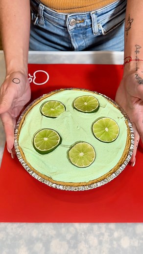 My favorite no bake dessert 🍀 I make an easy no bake key lime pie you're going to love! | Kailee’s Kitchen