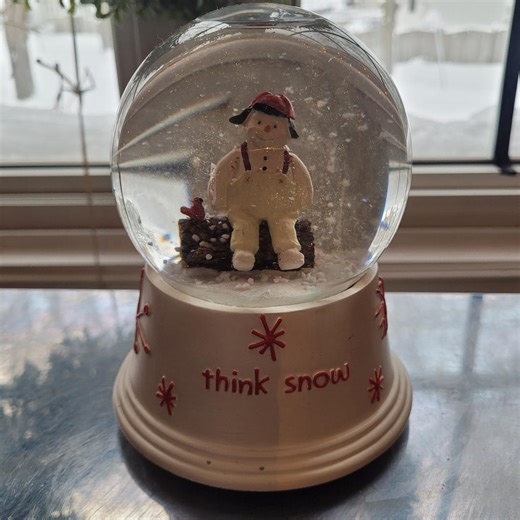 Boule à neige Hallmark Bonhomme de neige Think Snow, comédie musicale musicale du début des années 2000 - Etsy France