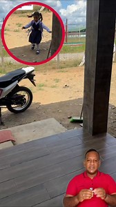 686K views · 23K reactions | Una niña llega de la escuela y su cachorro la recibe con tanta emoción que casi la derriba. No es travesura… es puro amor en acción. | Actualización Cristiana | Facebook