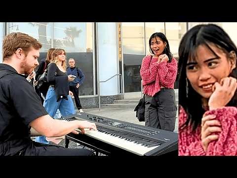 Pro Pianist in Disguise STUNS GIRLS With Unreal Performance 😍