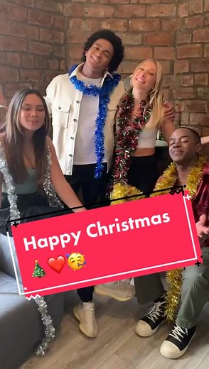 Happy Christmas!! From us all here at CBBC we hope you have a wonderful day! #christmas #cbbc #christmasday