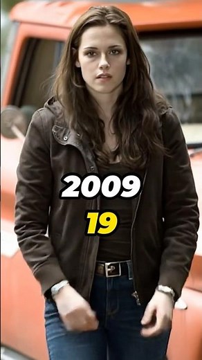 Twilight: New Moon (2009-2025) | Bella’s Broken Heart and the Rise of the Wolves 🐺✨