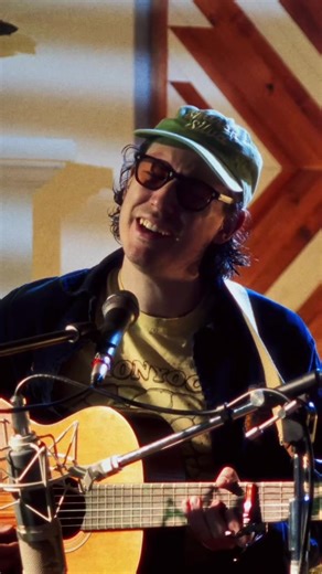 “Cherry Picker” from my Lo Fire live session 🍒 #lofifolk