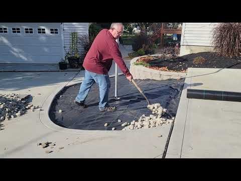 Simple and Maintenance Free Stone Landscape Bed