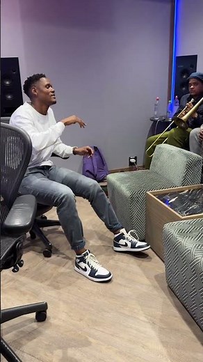 Musical genius, Samthing Soweto cooking something special with a band in studio