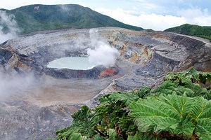 El volcán Poás, todo un espectáculo de la Naturaleza en Costa Rica