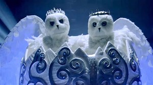 'The Masked Singer' Unveils Snow Owls, First-Ever Duet Contestants (VIDEO)