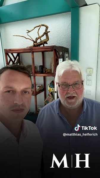 Wir unterzeichnen die Unterlassungserklärung und danken für die bundesweite Werbekampagne. Natürlich halte ich an meinem Spendenversprechen fest – auch wenn ich keinen Sponsor wie Rheinmetall habe. Wer am 14.09. nicht #AfD wählt, ist Schalker 😅