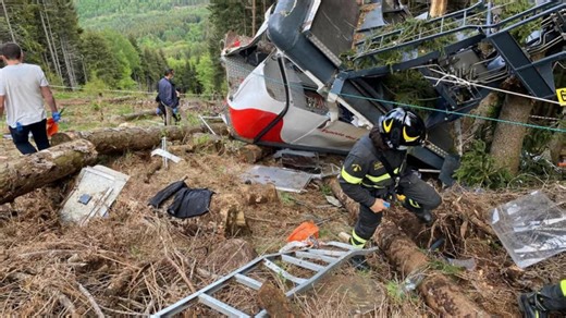 Cable car disaster leads to 14 deaths in Italian Alps
