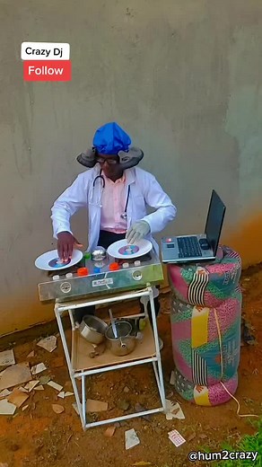 🤣🤣🤣It's made for laughs.