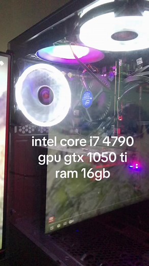 Oh My PC: Memes and Gaming Setups