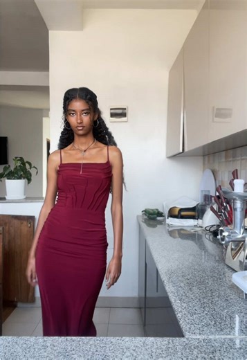 Model Walk Tips: Boost Your Confidence on the Ground