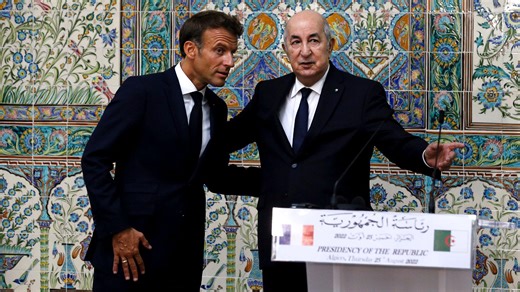 Après des mois de brouille, les relations entre l'Algérie et la France sont au bord de la rupture | RTS