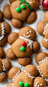 no cookie cutter? you can still shape gingerbread men but make them little chubby cuties 🥹 they’re such a bubbly and cute spin on a classic and worth making even if you do have a cookie cutter! recipe for the eggless gingerbread cookie dough is on my website titled “chubby gingerbread men” 🎄 #Christmascookies #Christmasbaking #gingerbread #gingerbreadcookies #cookiedough | Eats Delightful