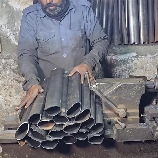 7.6M views · 117K reactions | How Hunter Mountain Bikes Are Built – Full Factory Process | Fan DIY | Facebook